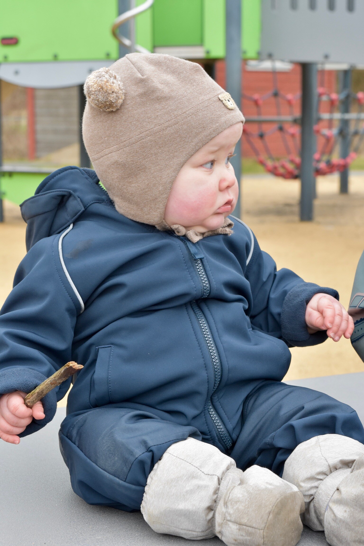 Kivat Knytelue økologisk bomull med bamse