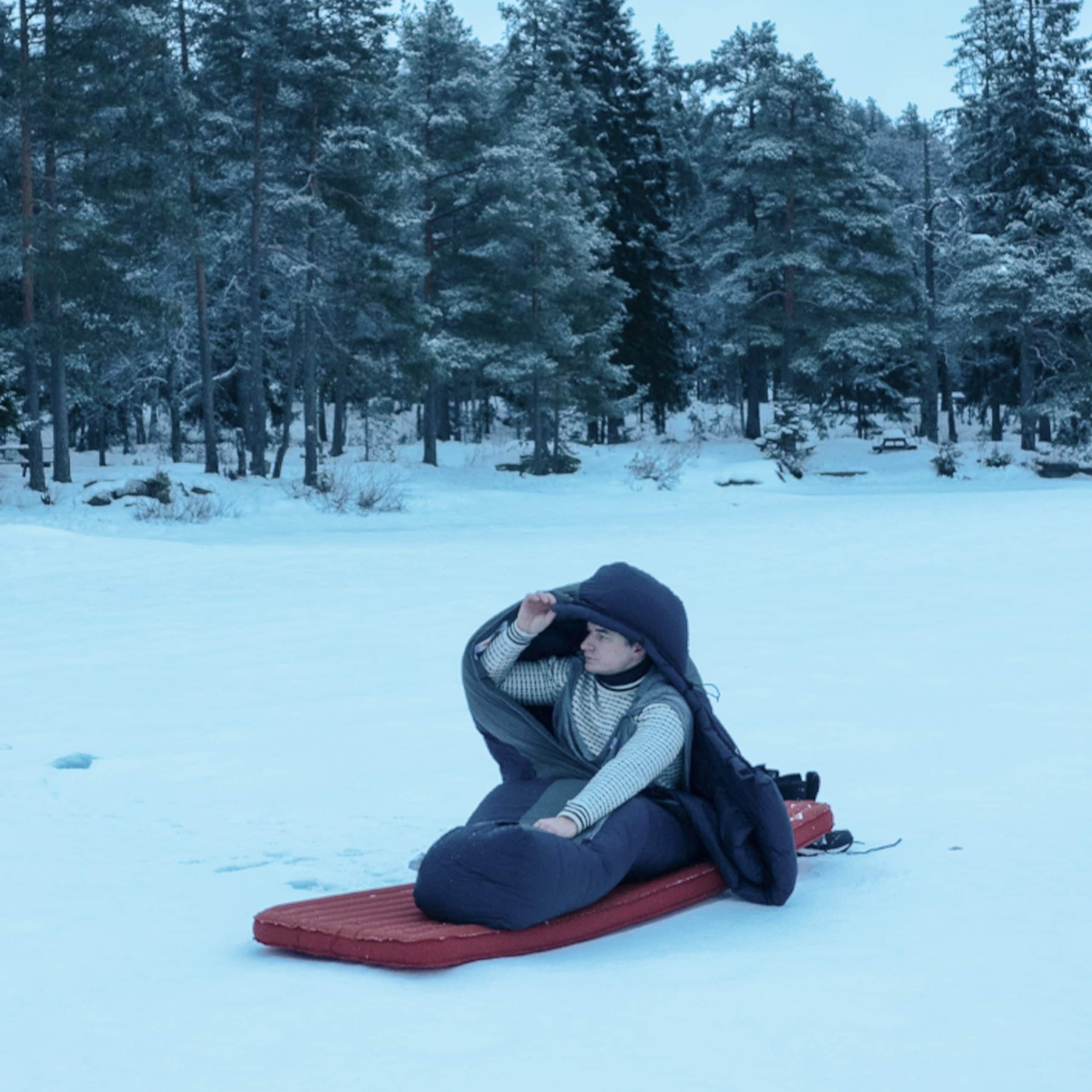Falkeberg Glacier 9, Liggeunderlag