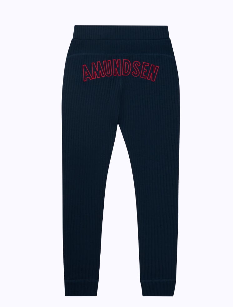 Amundsen Hero's Hide Long Jane, Dame