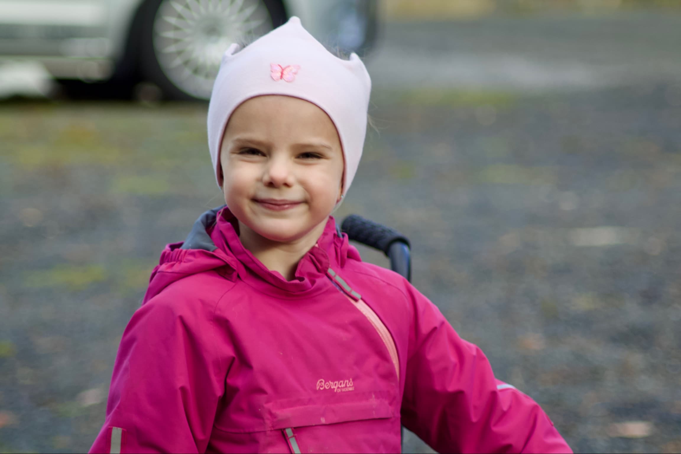 Kivat Kronepannebånd Med Sommerfugel 