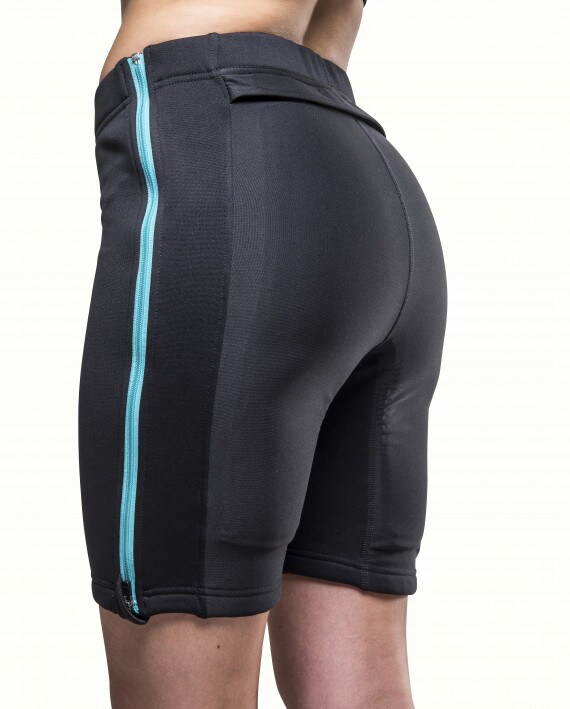 Zipshorts-padded-woman-Northern-Playground-5-570x709