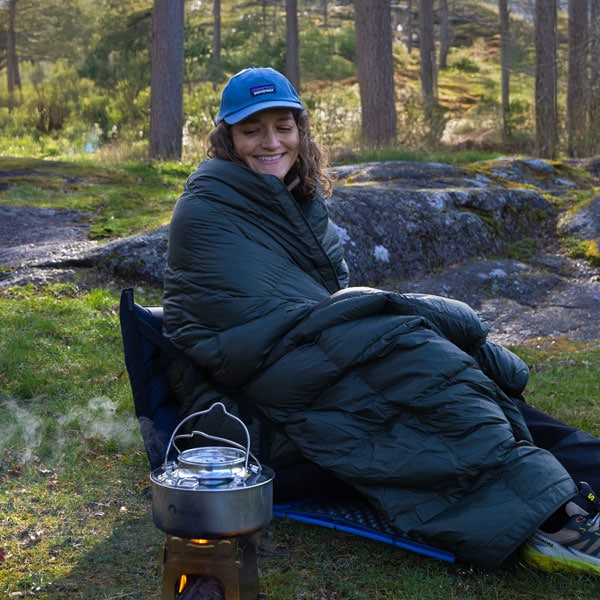 Falkeberg Down Blanket