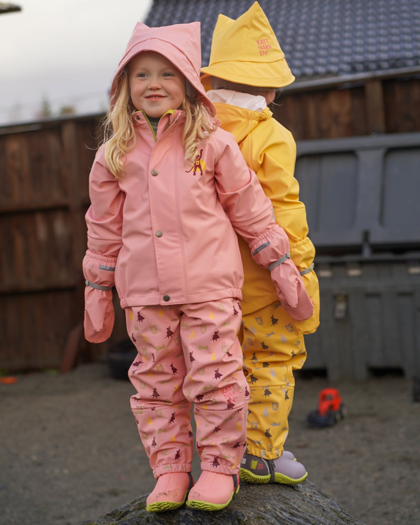 Kattnakken Regnsett Plask
